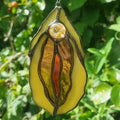 Yoni raamhanger amber